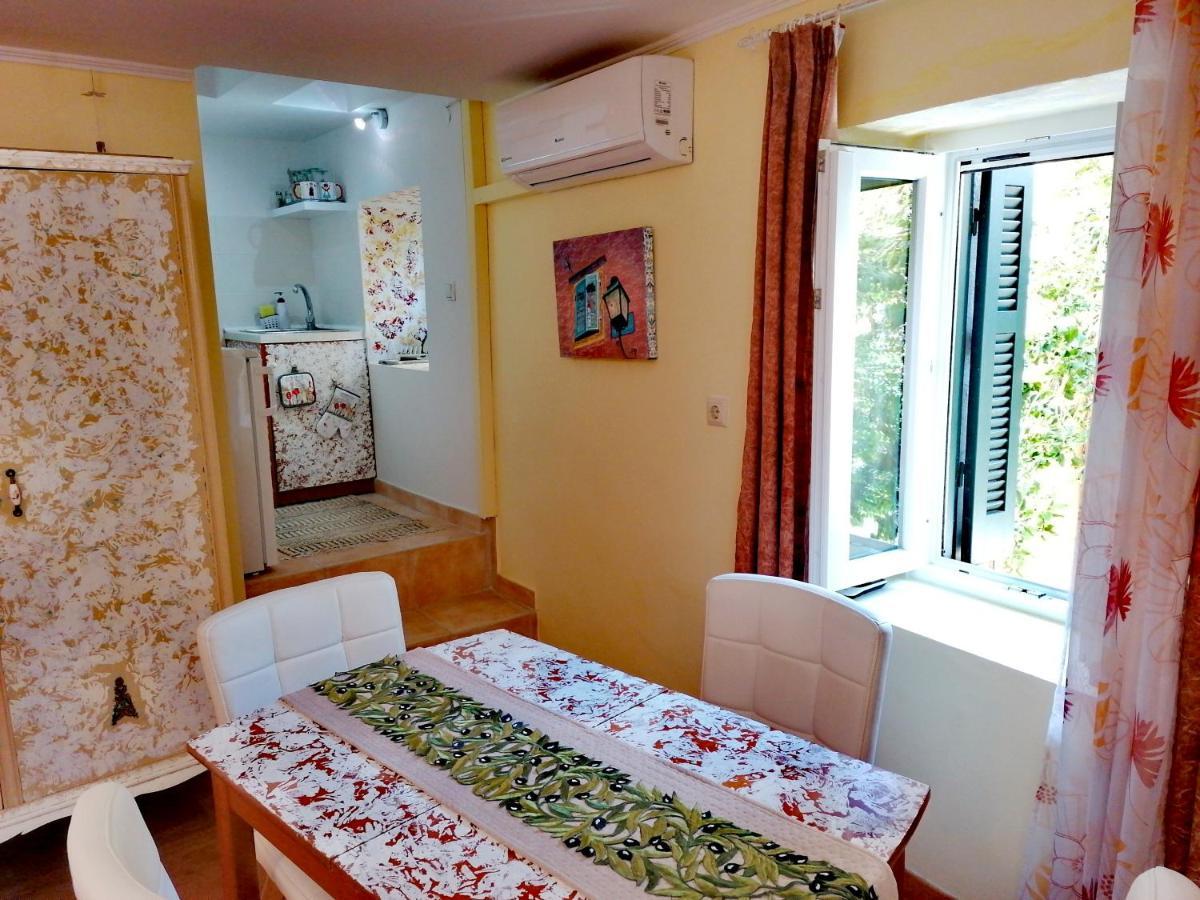 Venetian Well Cozy Apartment Corfu Old Town Buitenkant foto