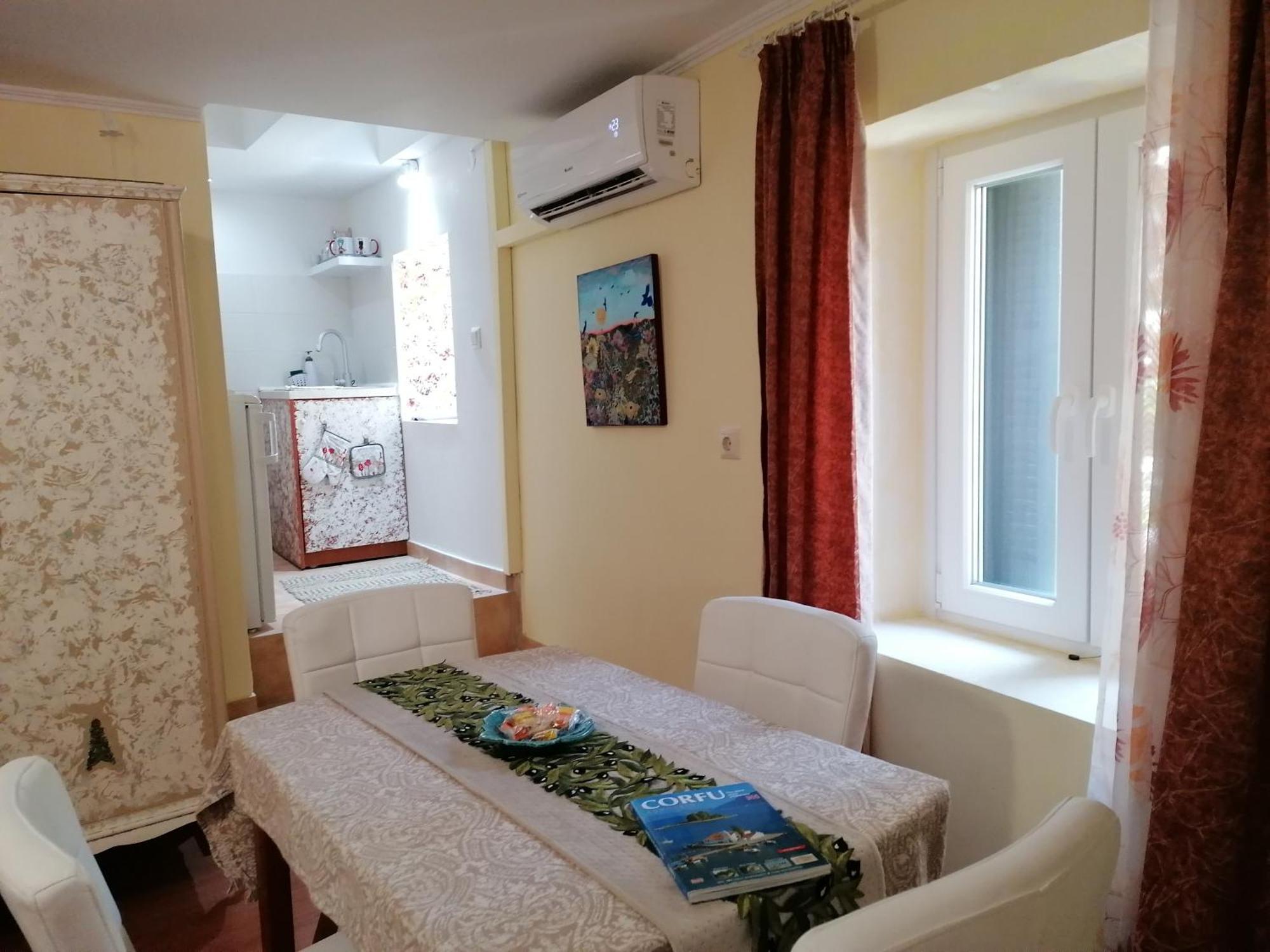 Venetian Well Cozy Apartment Corfu Old Town Buitenkant foto