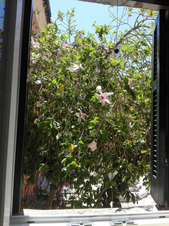 Venetian Well Cozy Apartment Corfu Old Town Buitenkant foto